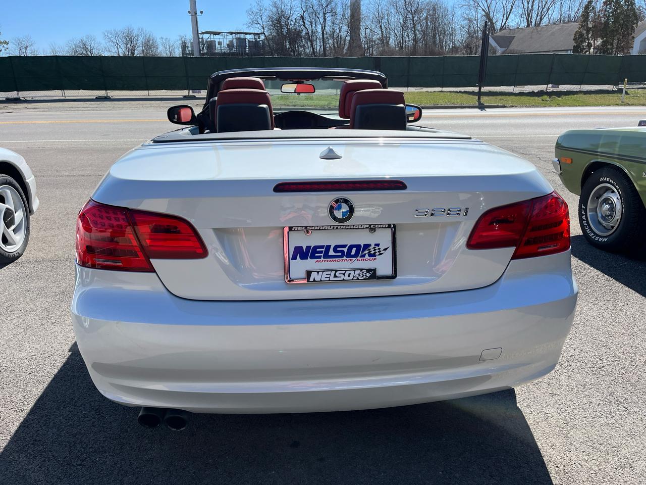 BMW 3-Series 328i Convertible 2012