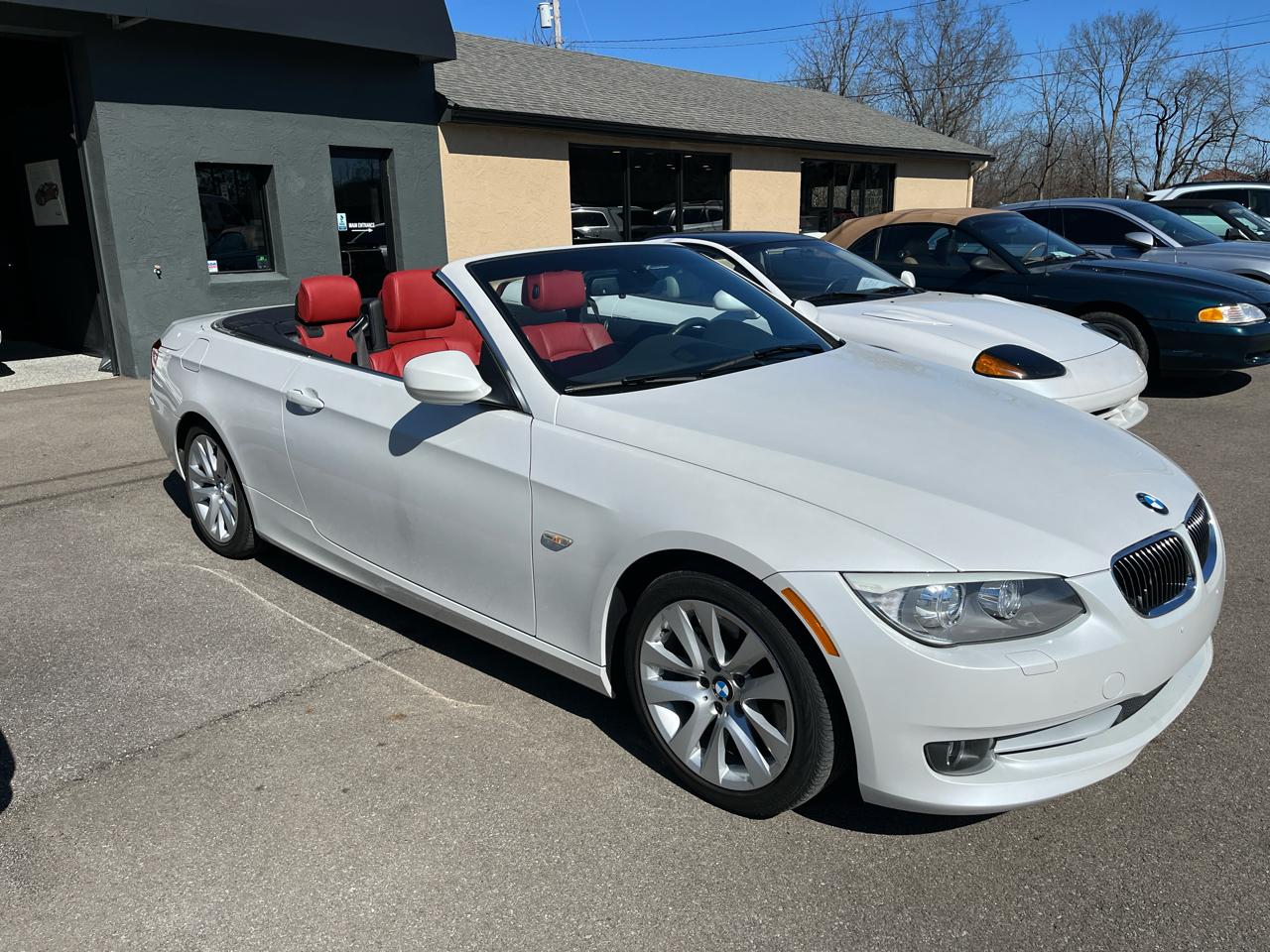 BMW 3-Series 328i Convertible 2012