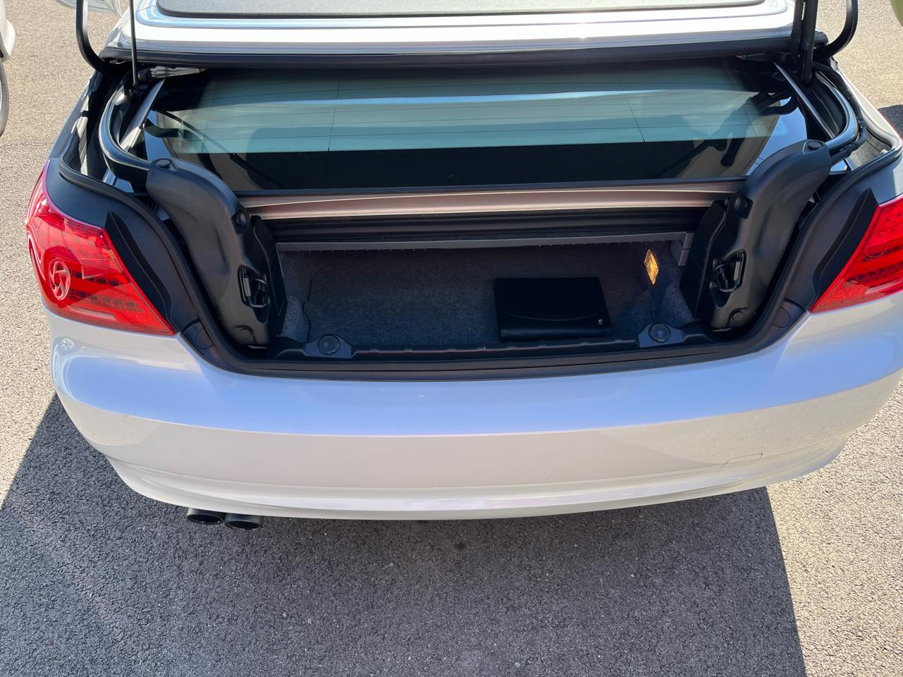 BMW 3-Series 328i Convertible 2012