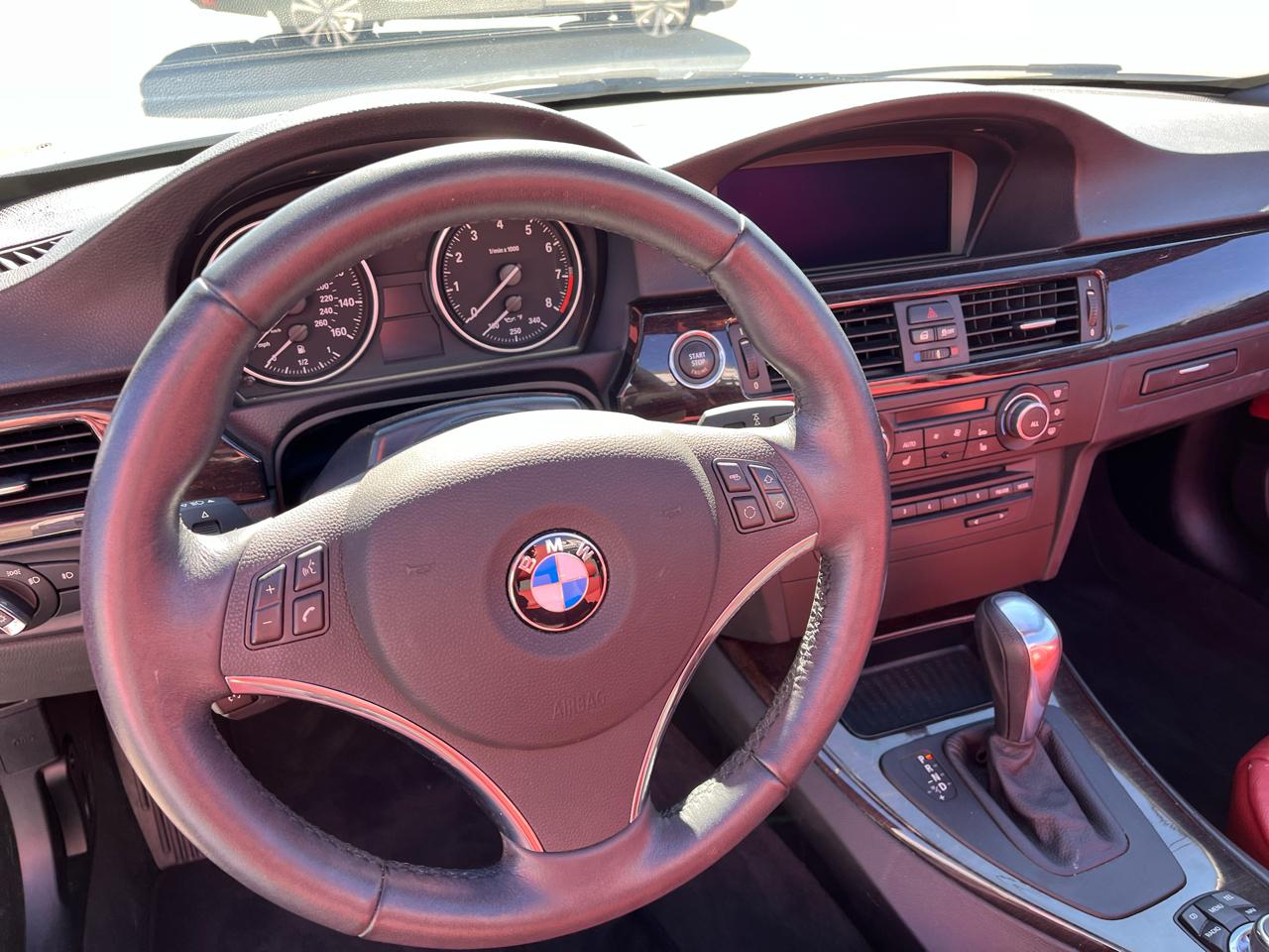 BMW 3-Series 328i Convertible 2012