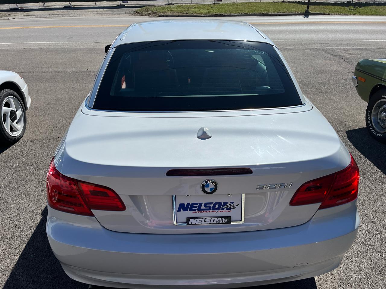 BMW 3-Series 328i Convertible 2012
