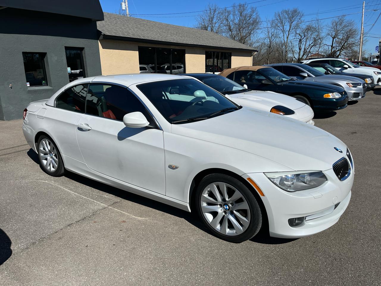 BMW 3-Series 328i Convertible 2012