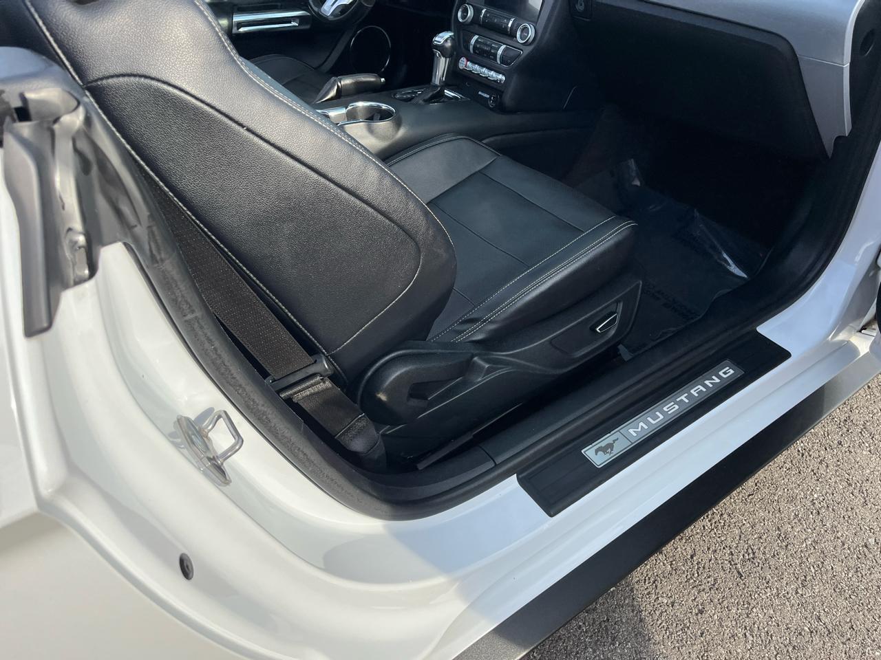 Ford Mustang EcoBoost Premium Convertible 2016