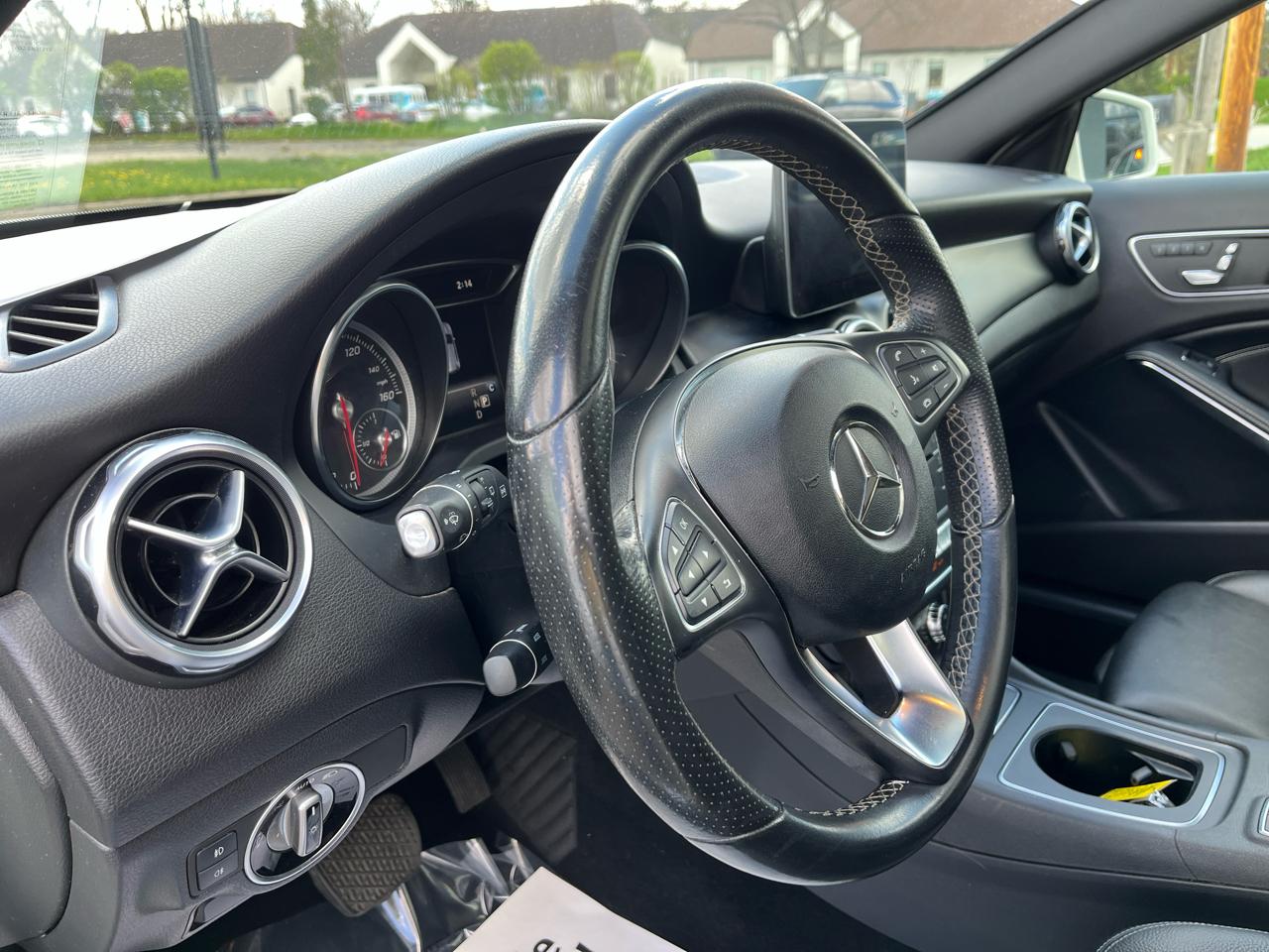 Mercedes-Benz GLA-Class GLA250 4MATIC 2018