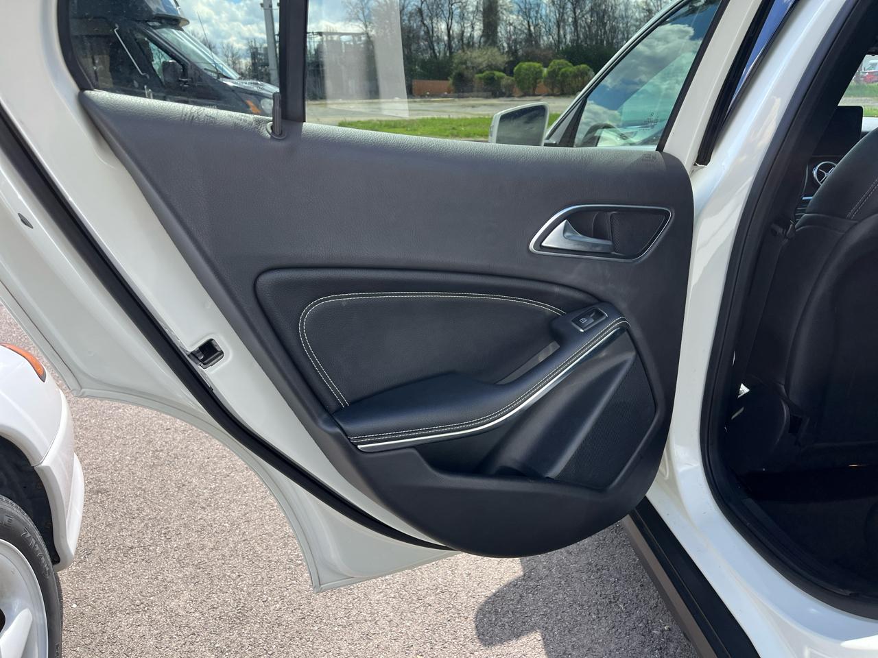 Mercedes-Benz GLA-Class GLA250 4MATIC 2018