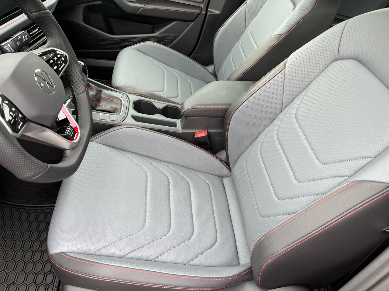 Volkswagen Jetta GLI Autobahn 6M 2025