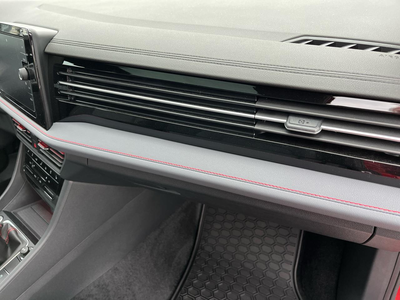 Volkswagen Jetta GLI Autobahn 6M 2025