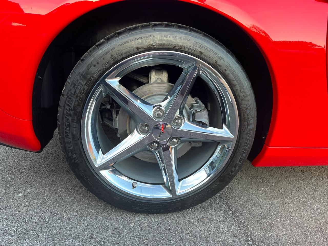 Chevrolet Corvette 2dr Cpe w/2LT 2011