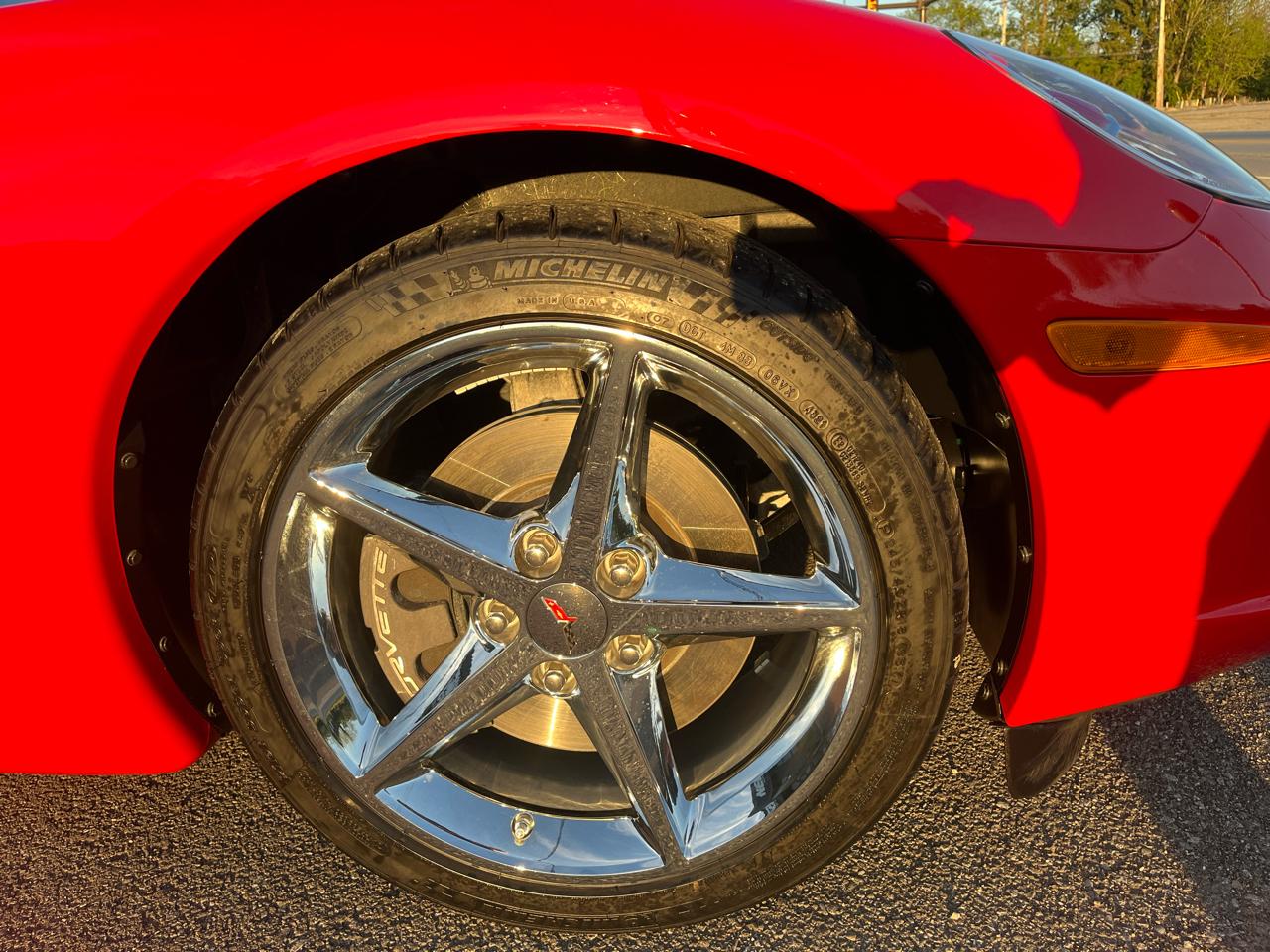 Chevrolet Corvette 2dr Cpe w/2LT 2011