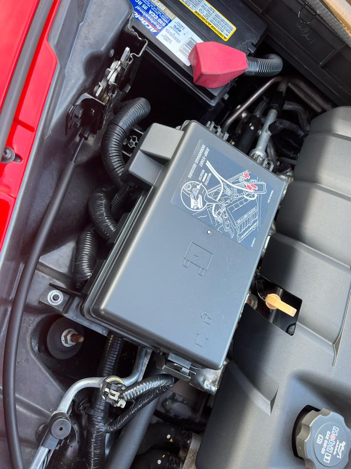 Chevrolet Corvette 2dr Cpe w/2LT 2011