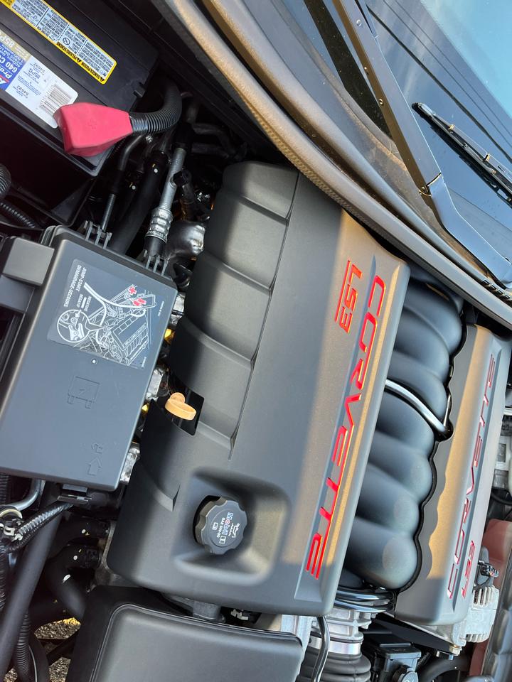 Chevrolet Corvette 2dr Cpe w/2LT 2011