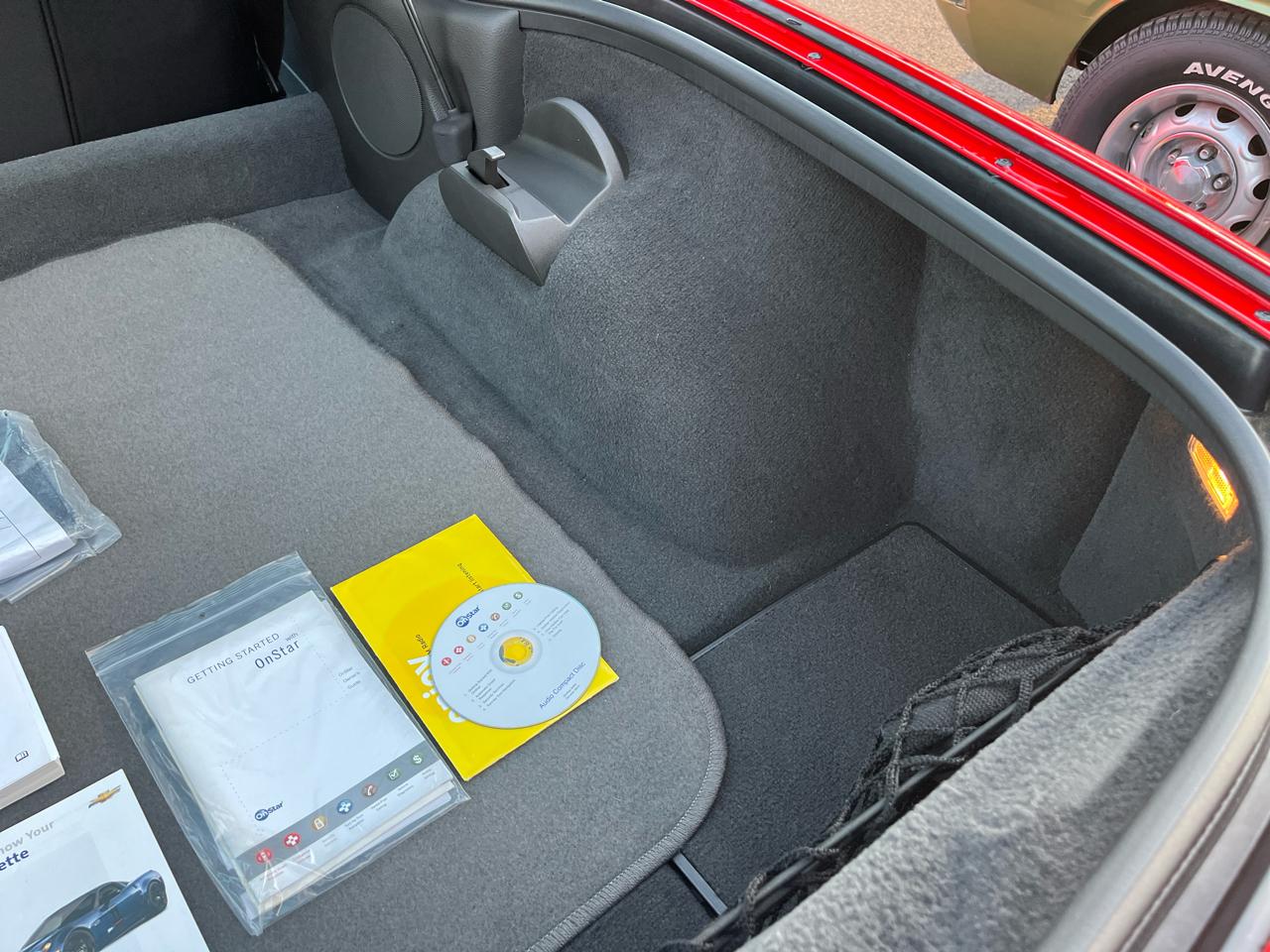 Chevrolet Corvette 2dr Cpe w/2LT 2011