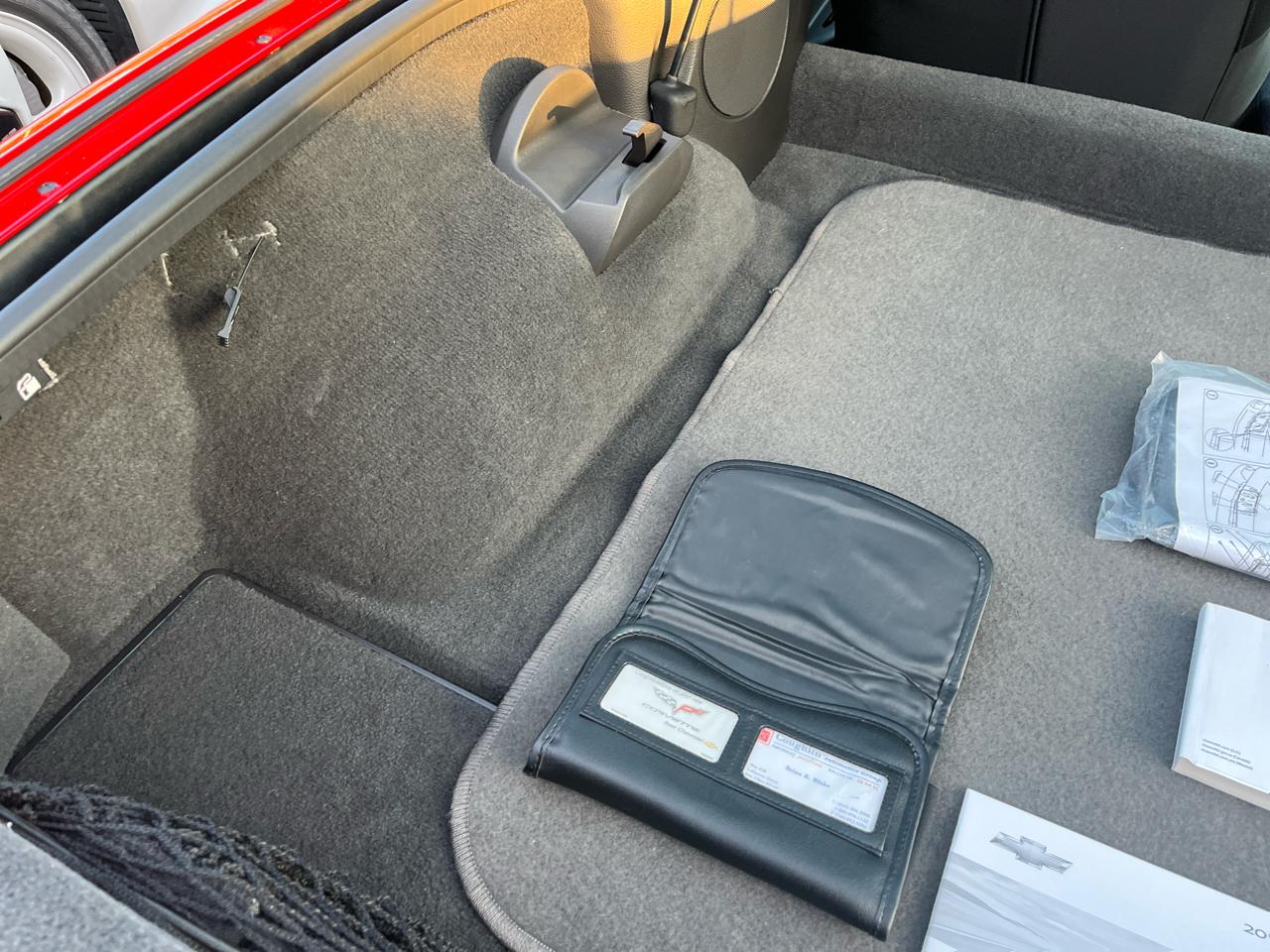 Chevrolet Corvette 2dr Cpe w/2LT 2011