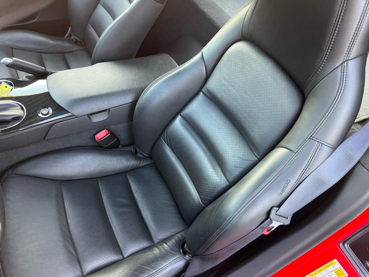 Chevrolet Corvette 2dr Cpe w/2LT 2011