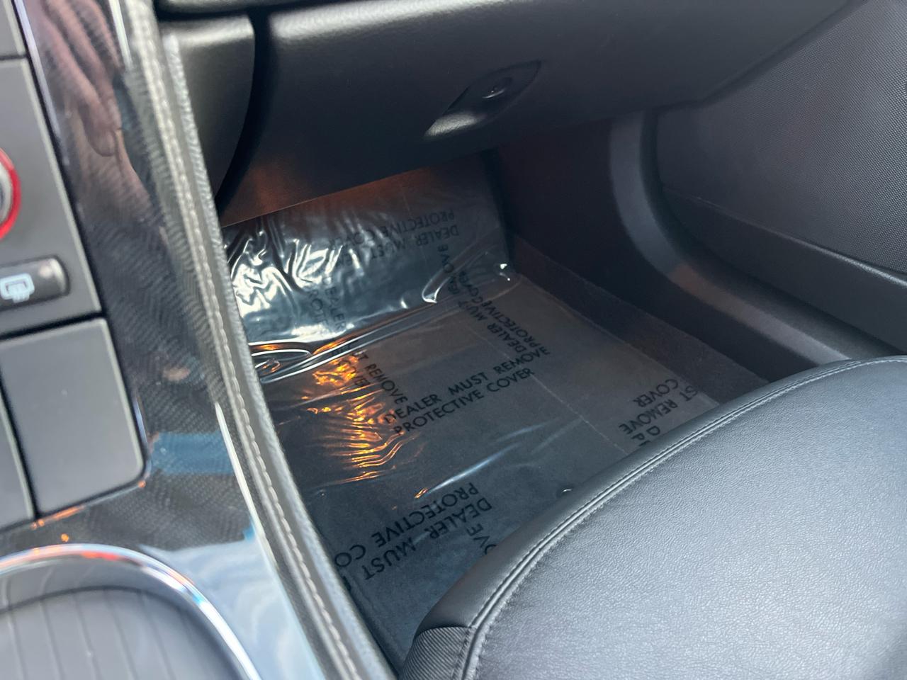 Chevrolet Corvette 2dr Cpe w/2LT 2011