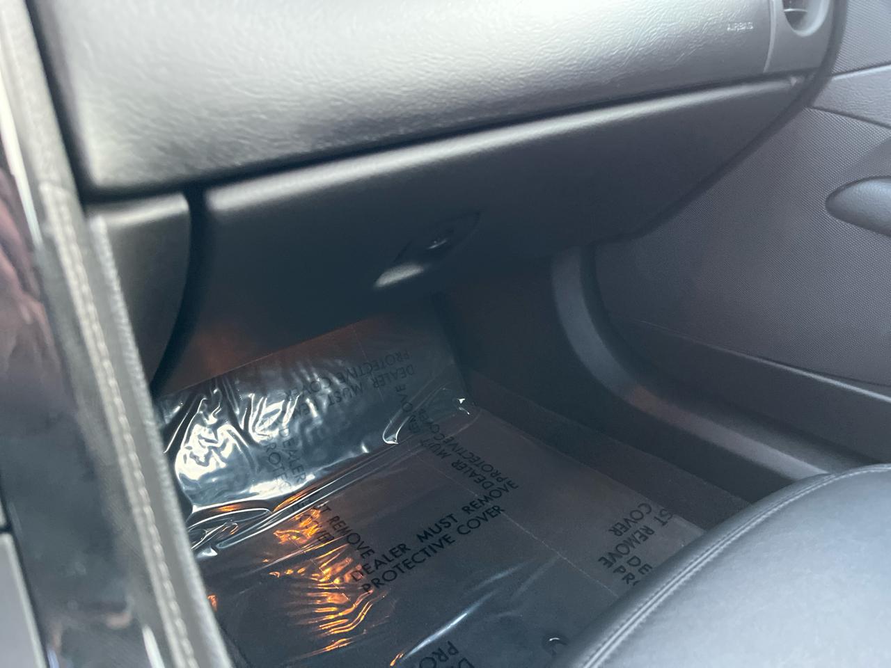 Chevrolet Corvette 2dr Cpe w/2LT 2011