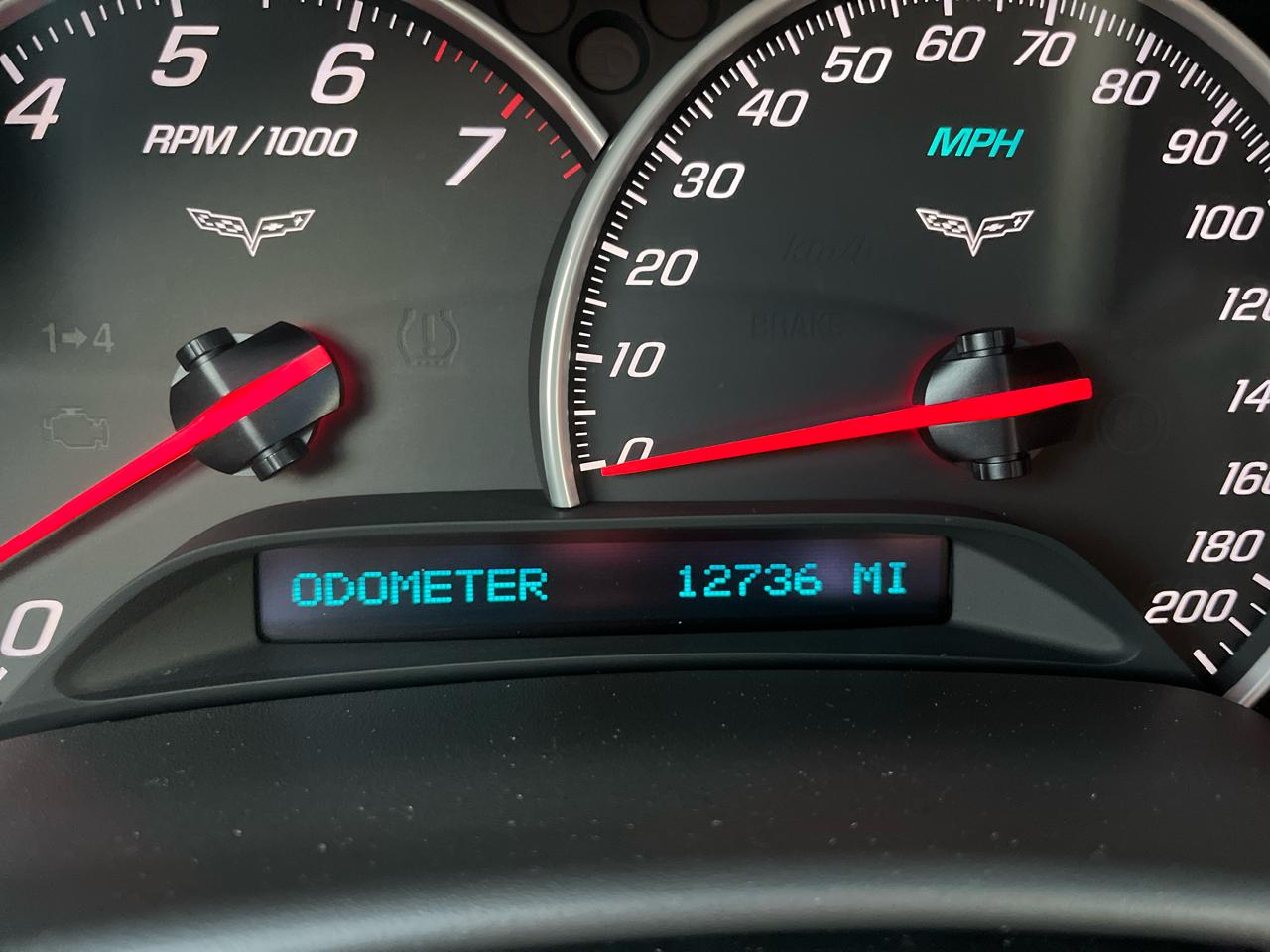 Chevrolet Corvette 2dr Cpe w/2LT 2011