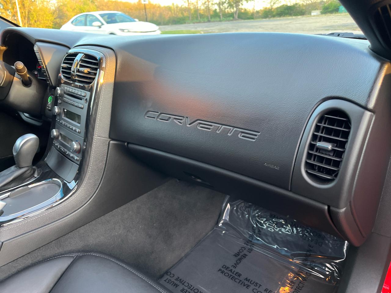 Chevrolet Corvette 2dr Cpe w/2LT 2011