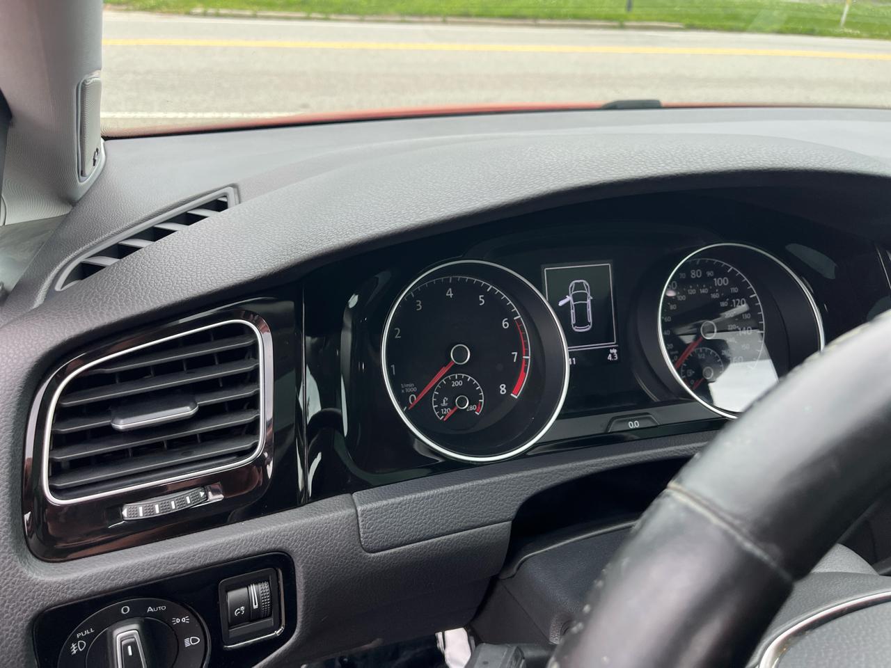 Volkswagen Golf TSI S 6A 2017