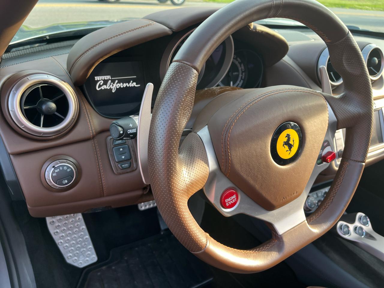 Ferrari California Convertible GT 2011