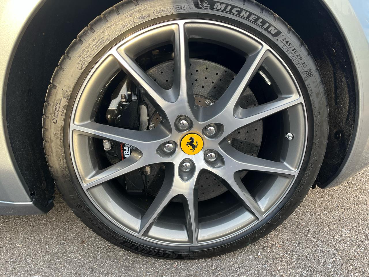 Ferrari California Convertible GT 2011