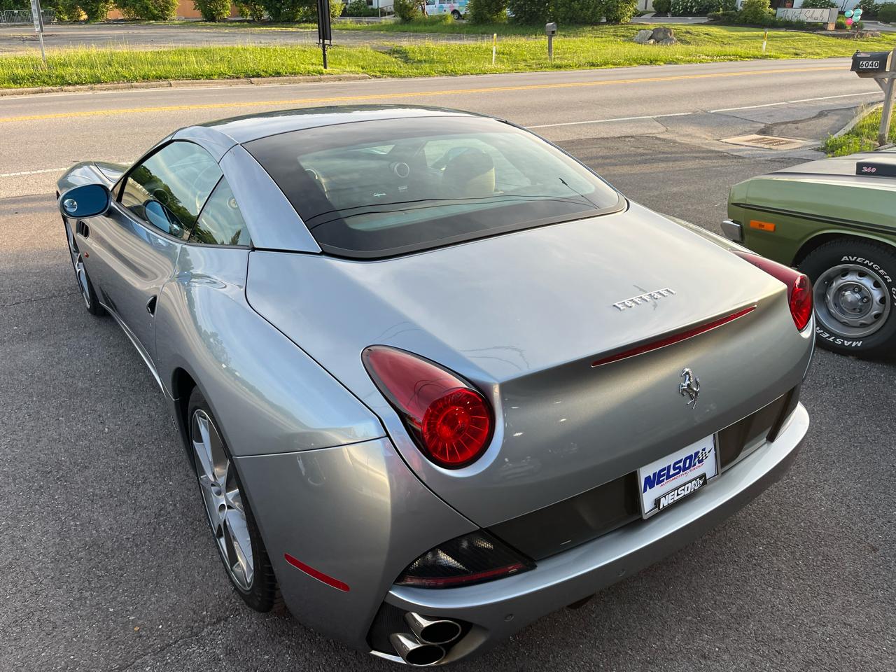 Ferrari California Convertible GT 2011