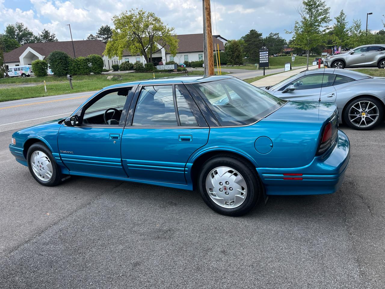 Oldsmobile Cutlass Supreme  1993