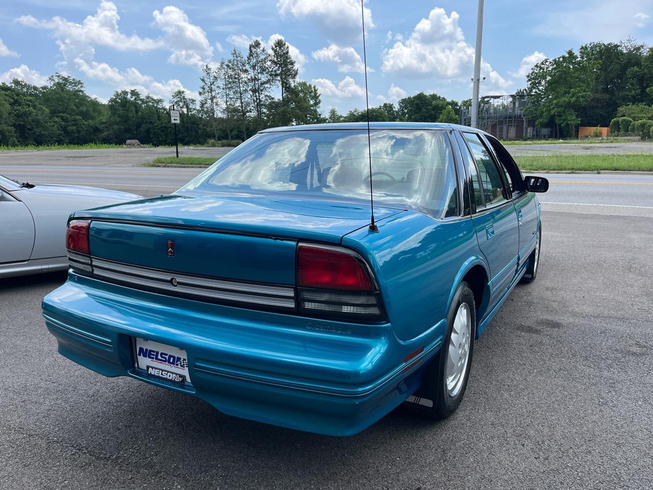 Oldsmobile Cutlass Supreme  1993