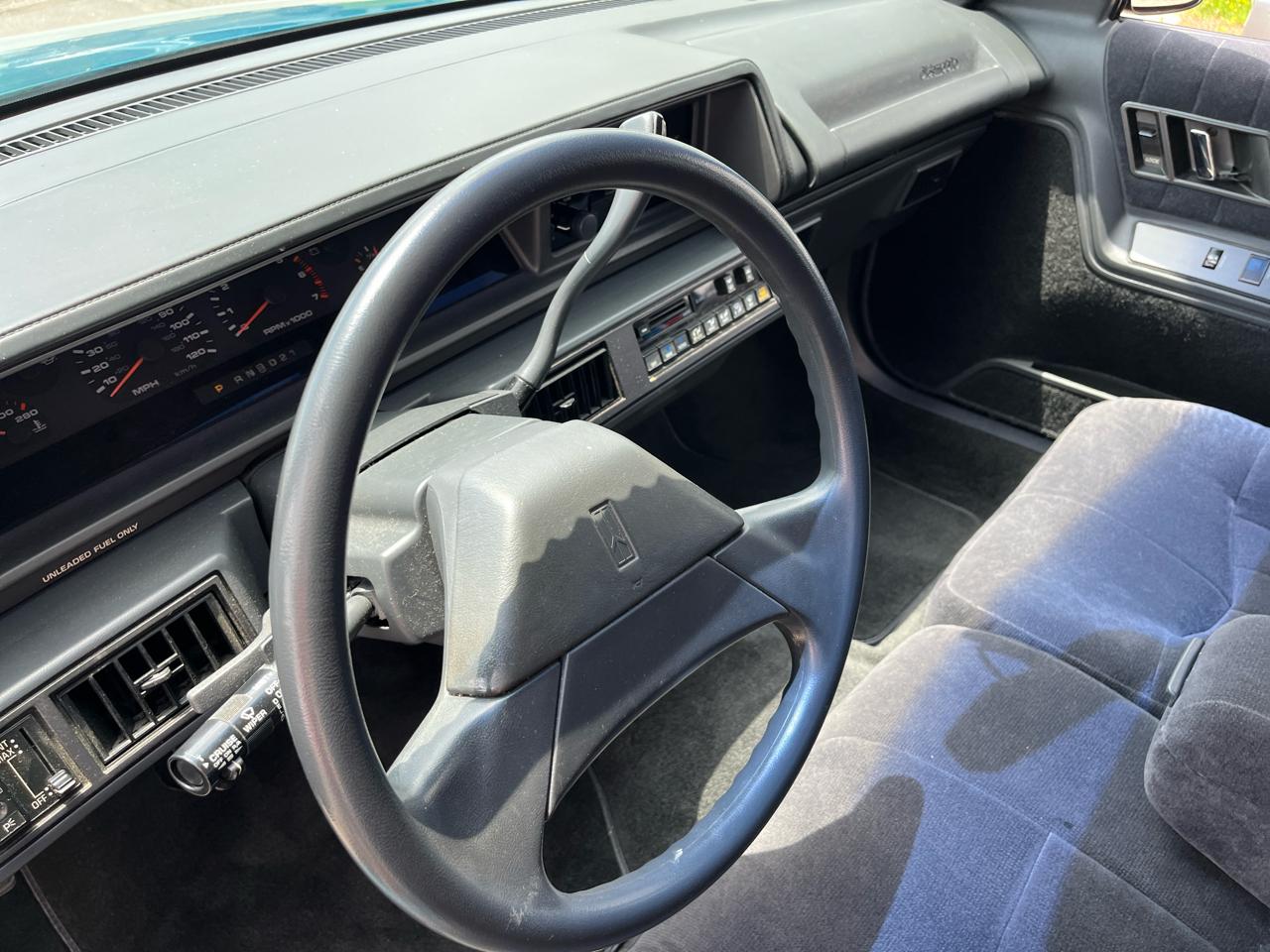 Oldsmobile Cutlass Supreme  1993