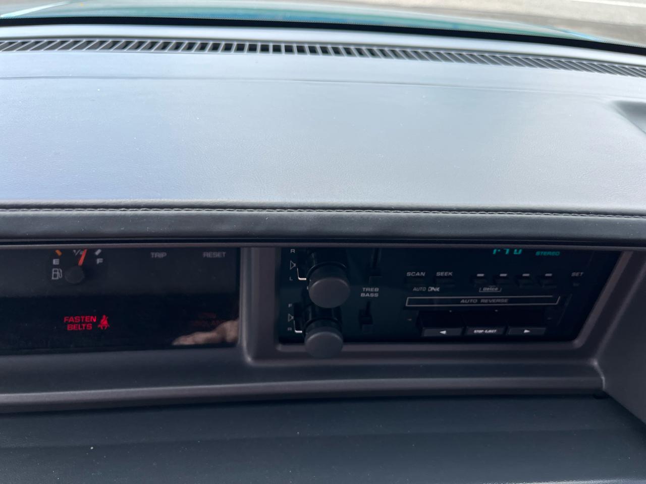Oldsmobile Cutlass Supreme  1993