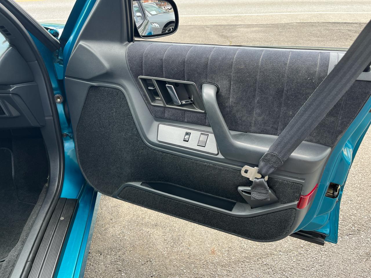 Oldsmobile Cutlass Supreme  1993