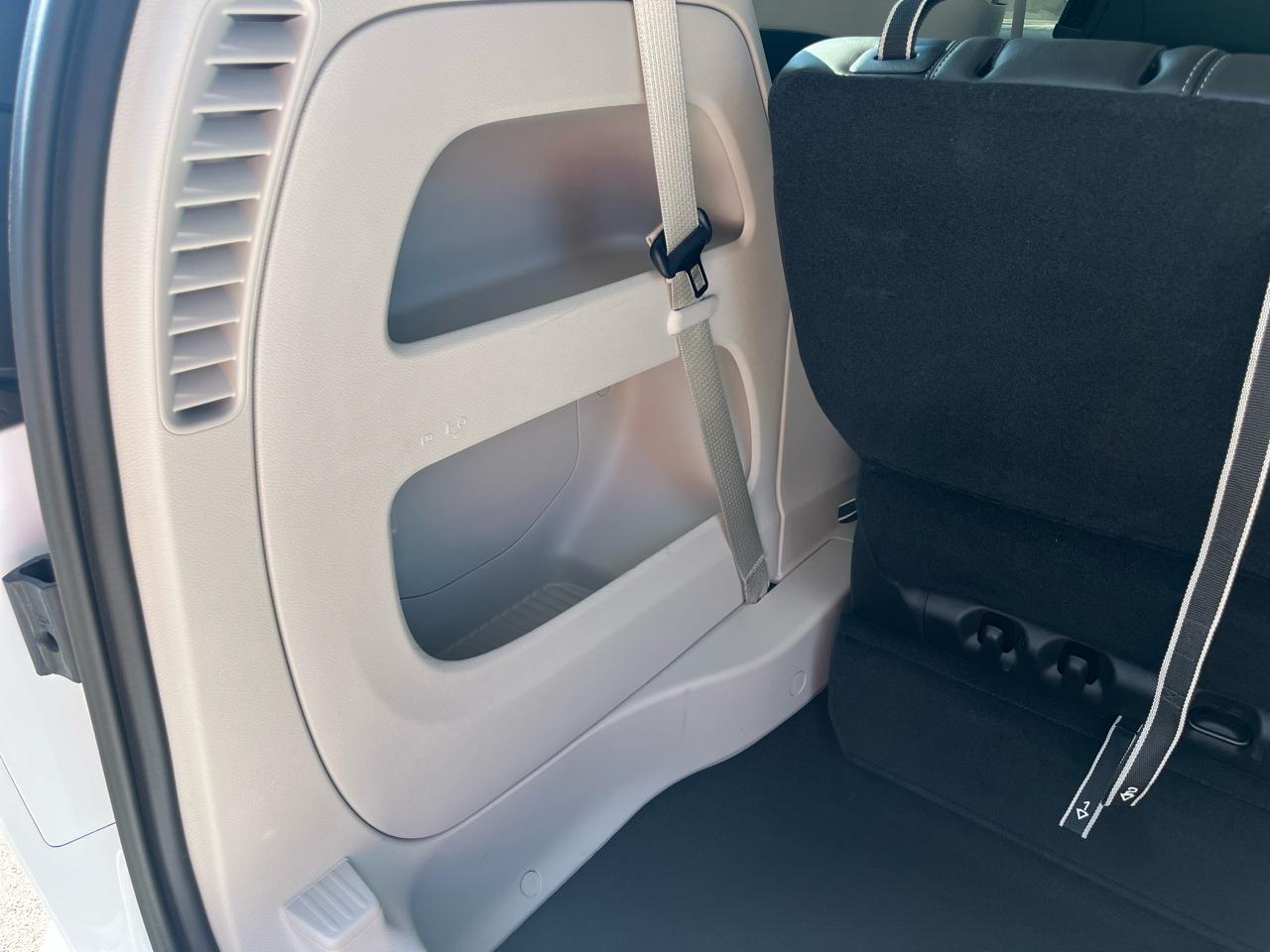 Chrysler Pacifica Touring L 2024