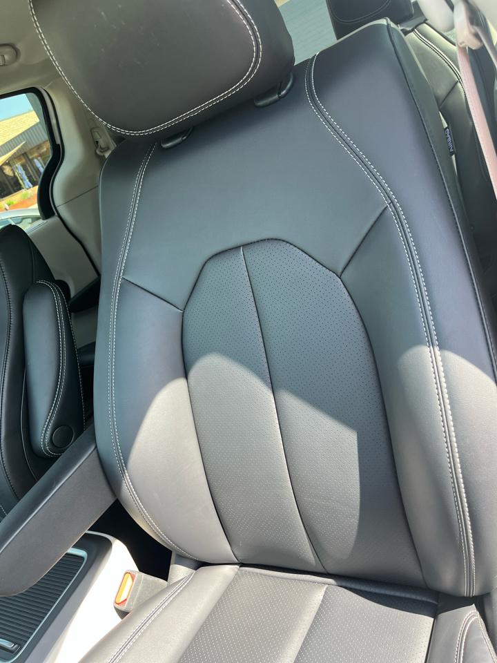 Chrysler Pacifica Touring L 2024