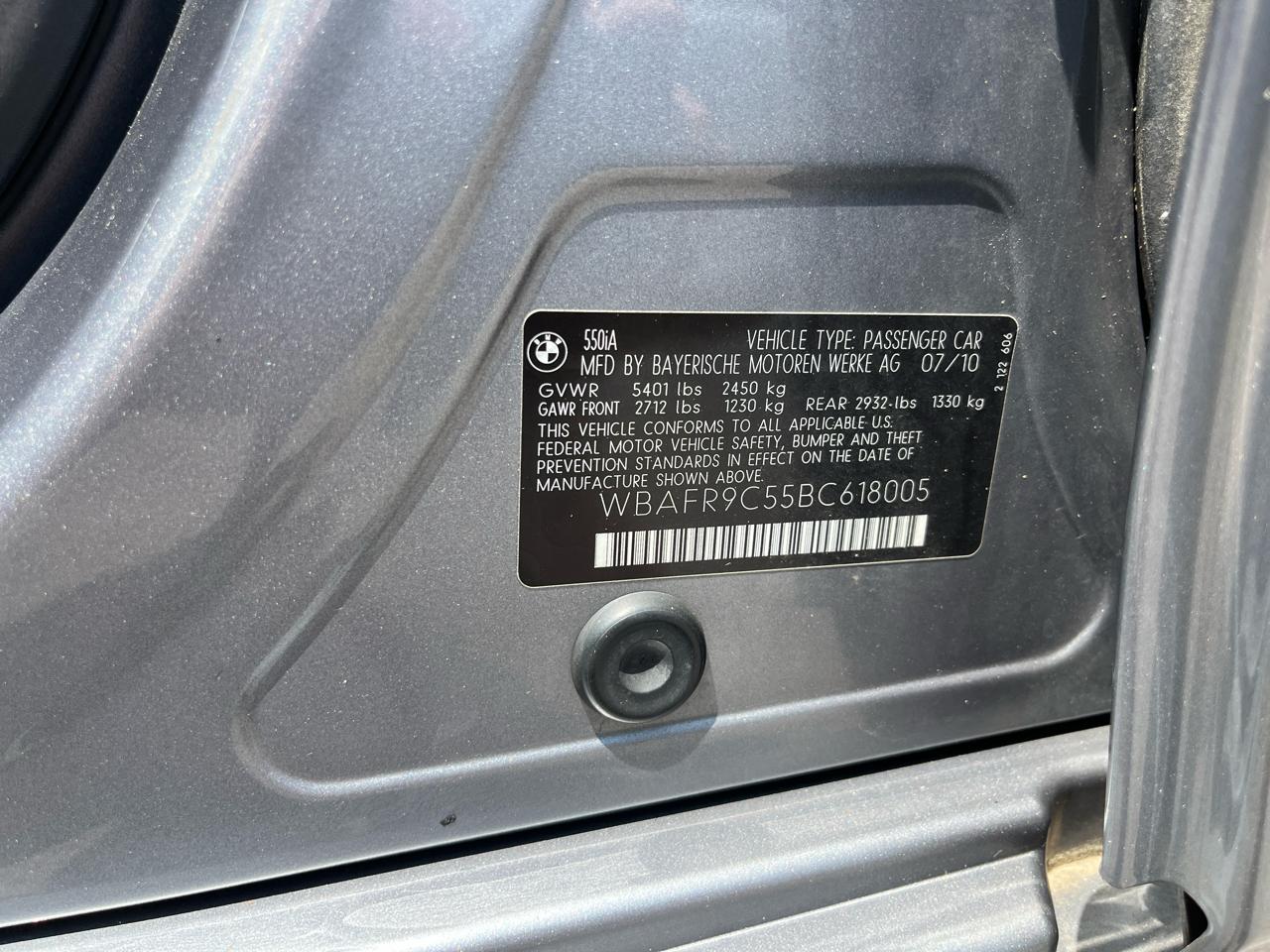 BMW 5-Series 550i 2011