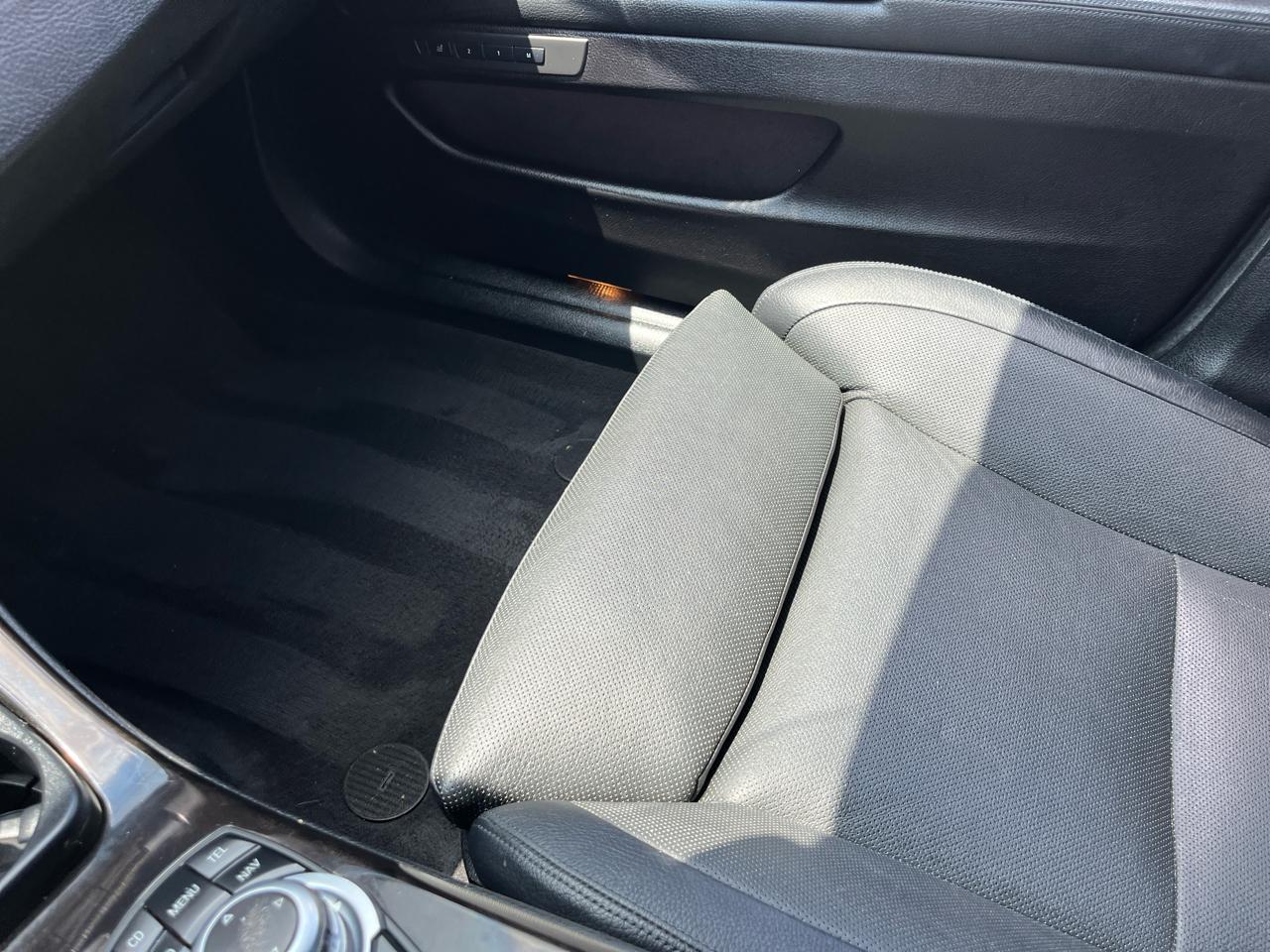 BMW 5-Series 550i 2011