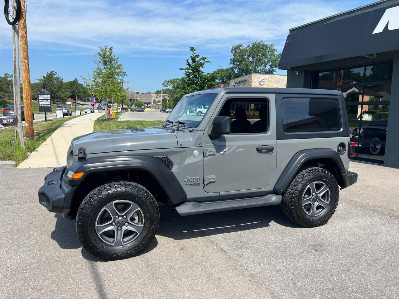 Jeep Wrangler Sport 4WD 2019
