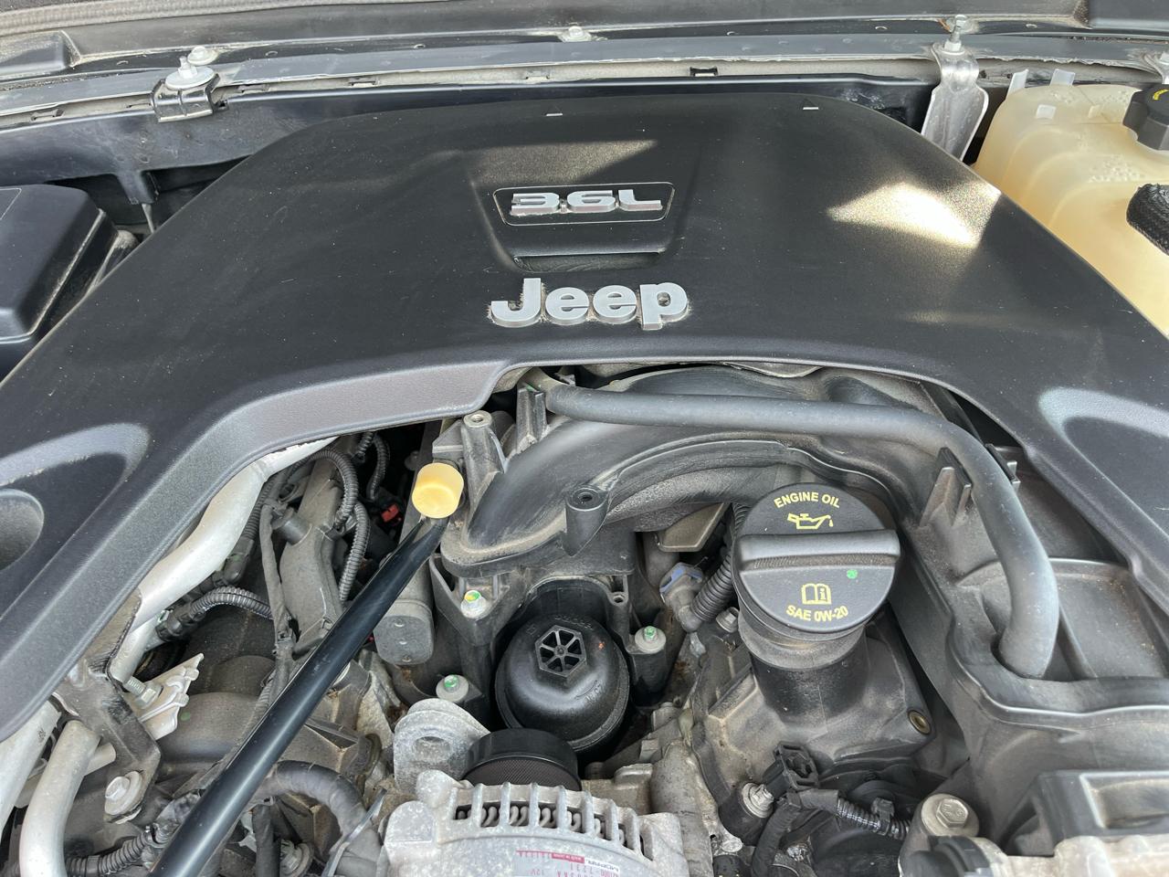 Jeep Wrangler Sport 4WD 2019
