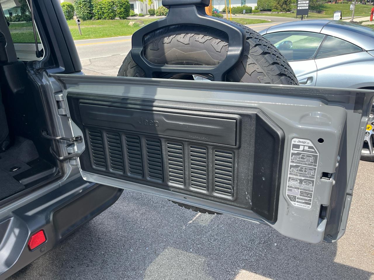 Jeep Wrangler Sport 4WD 2019