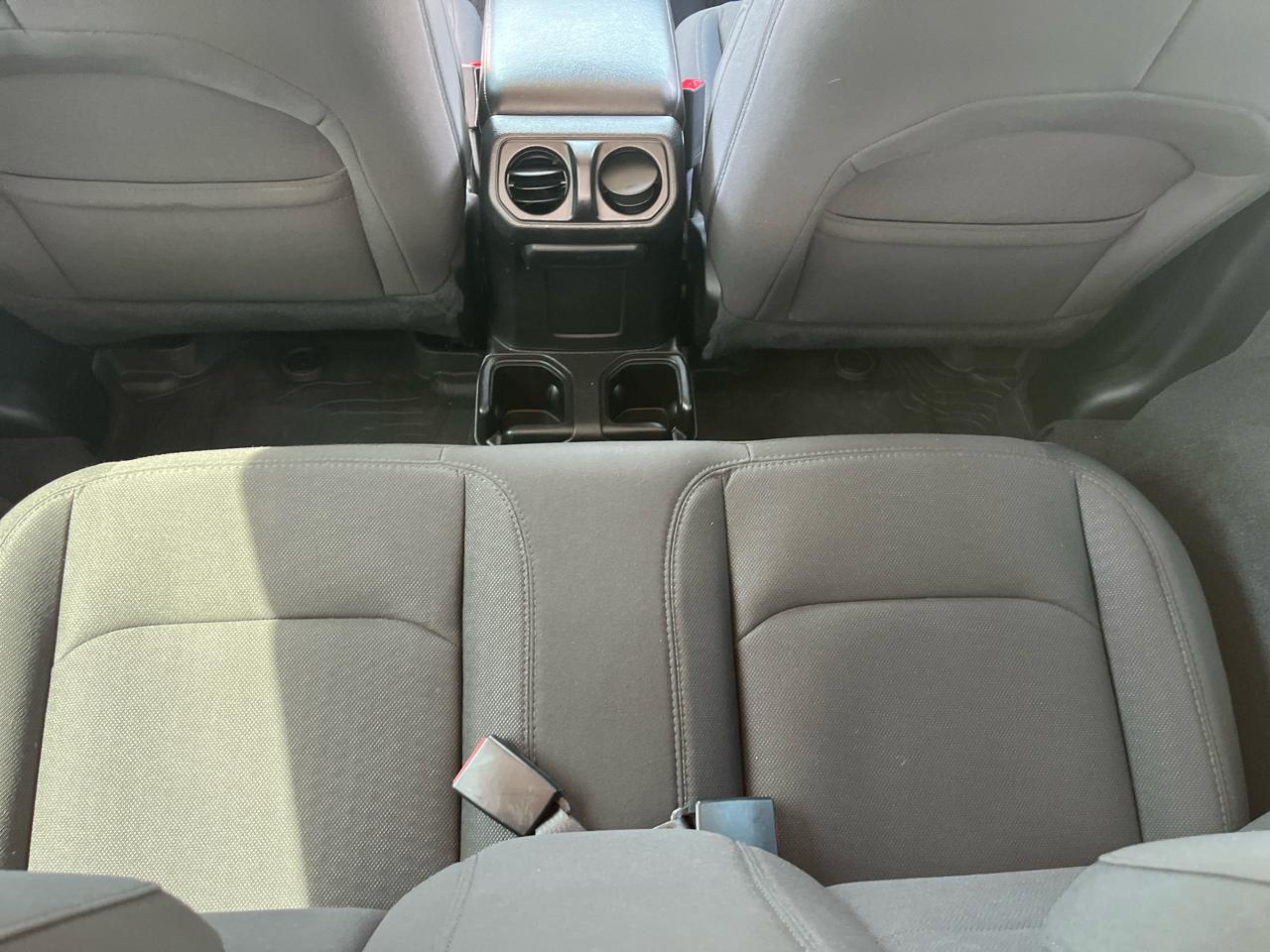 Jeep Wrangler Sport 4WD 2019