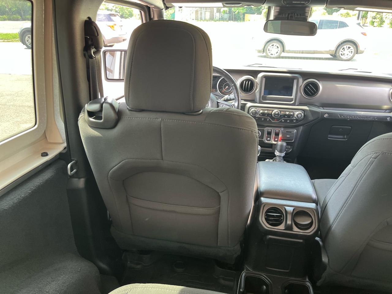 Jeep Wrangler Sport 4WD 2019