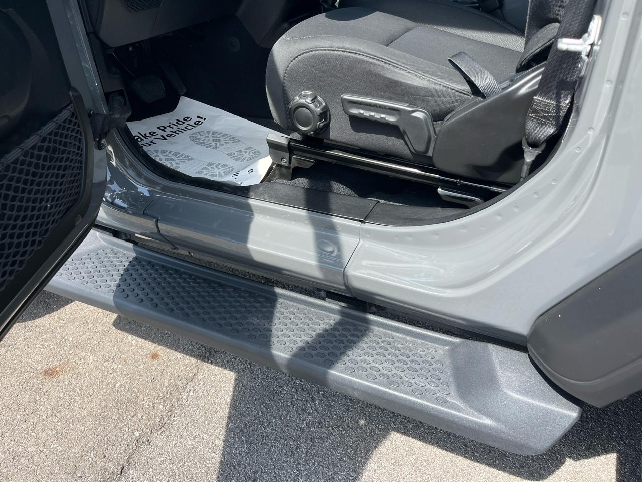 Jeep Wrangler Sport 4WD 2019