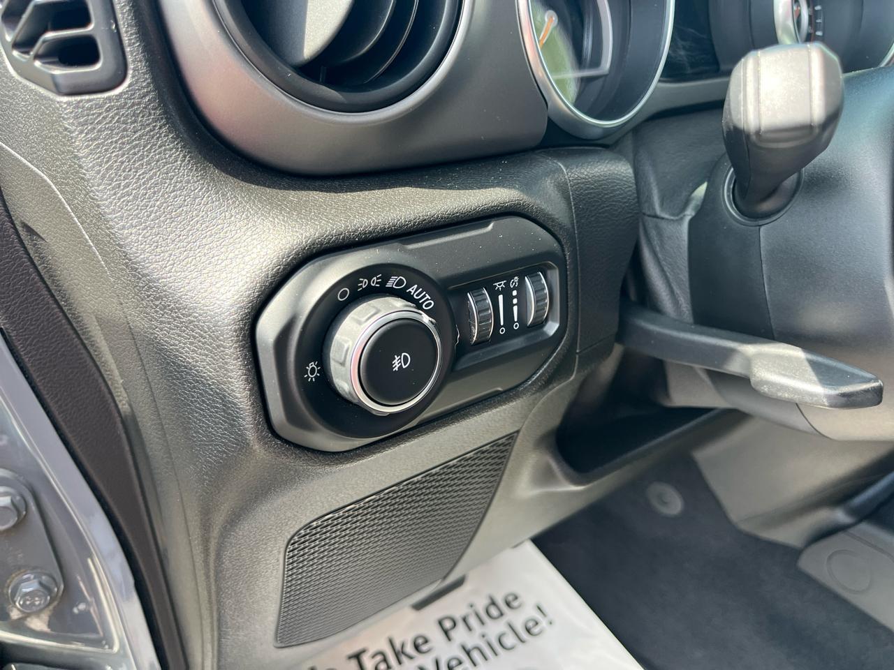 Jeep Wrangler Sport 4WD 2019