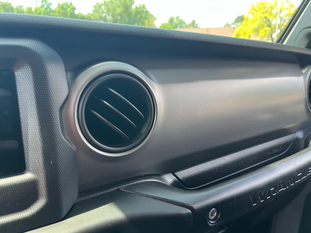 Jeep Wrangler Sport 4WD 2019