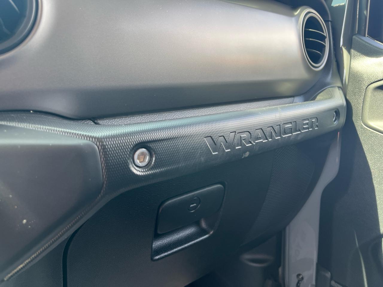 Jeep Wrangler Sport 4WD 2019
