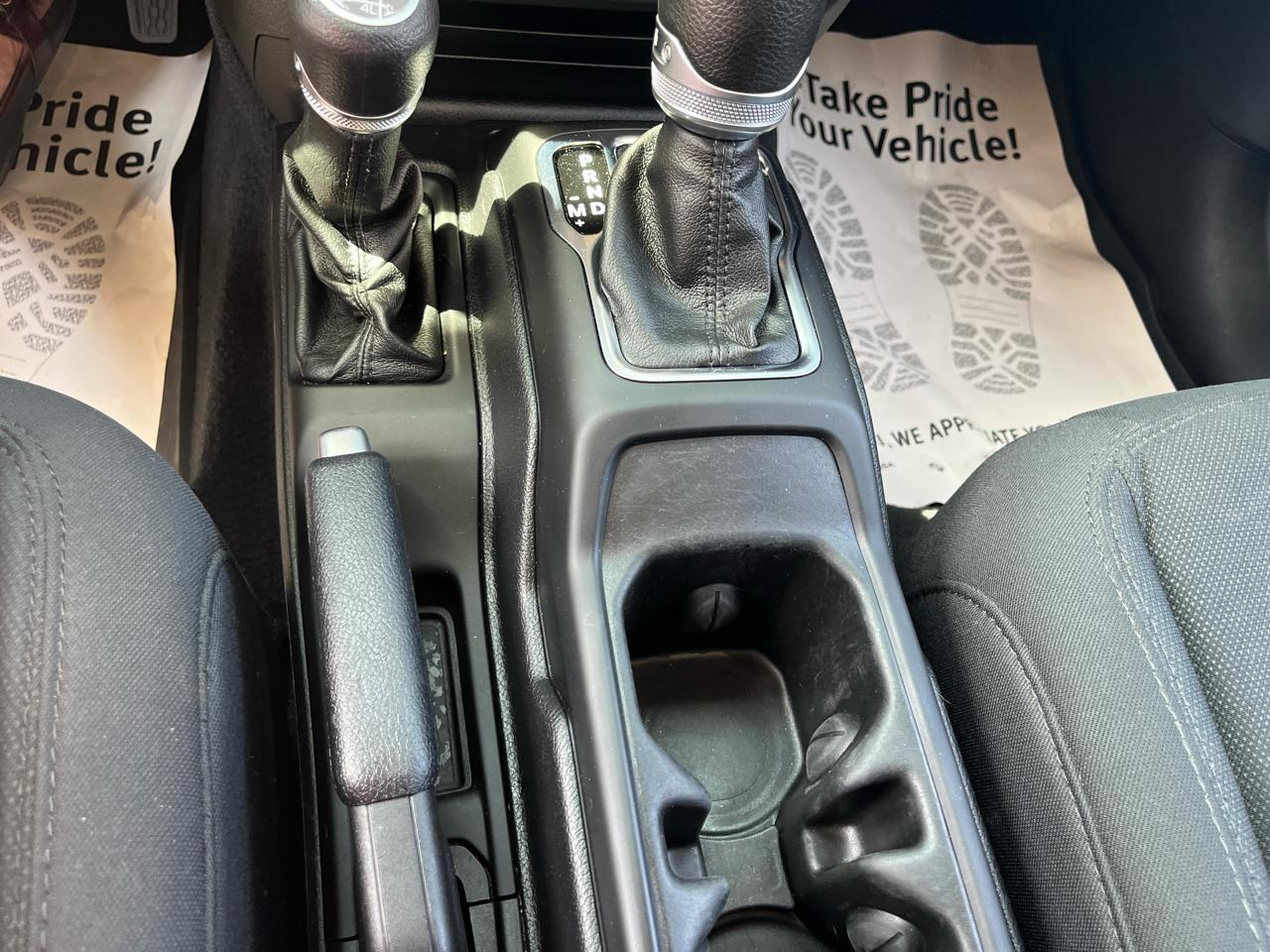 Jeep Wrangler Sport 4WD 2019