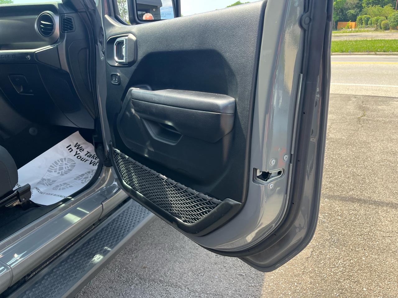 Jeep Wrangler Sport 4WD 2019