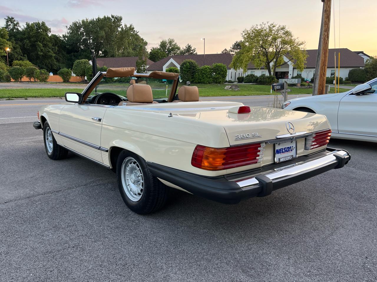 Mercedes-Benz 380 SL 1982
