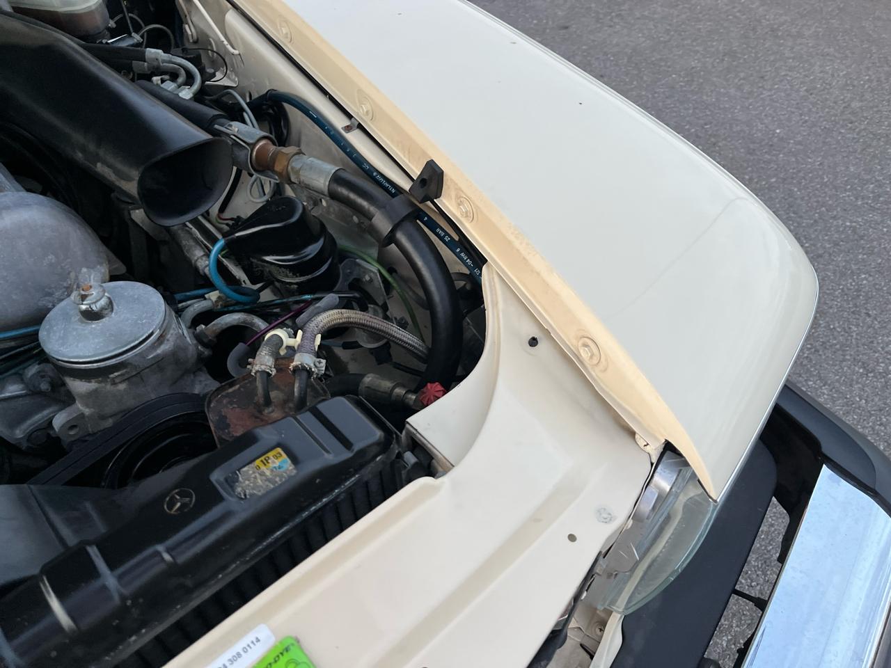 Mercedes-Benz 380 SL 1982