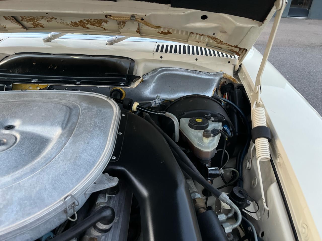 Mercedes-Benz 380 SL 1982