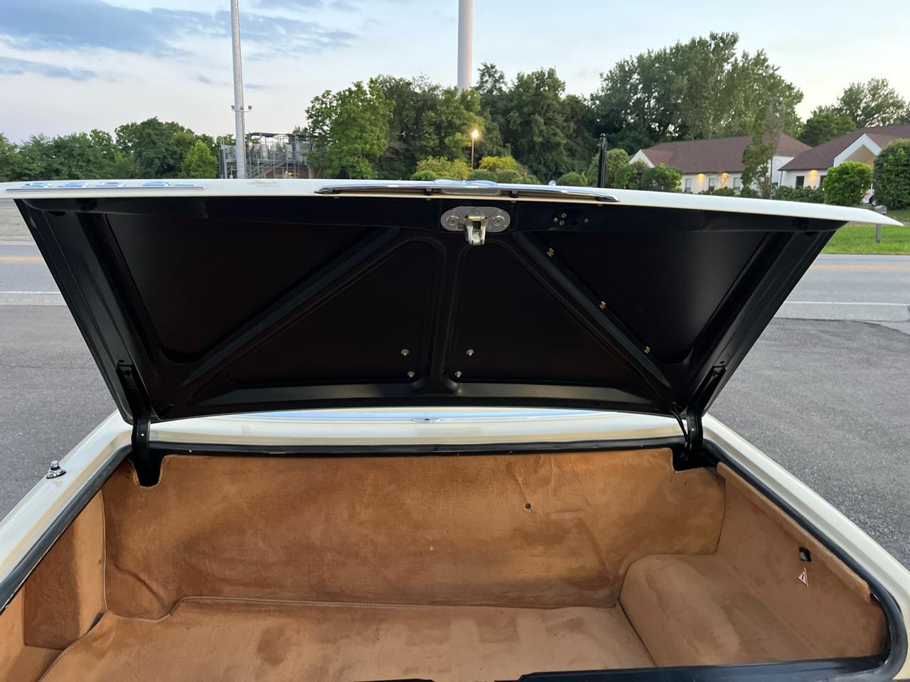 Mercedes-Benz 380 SL 1982
